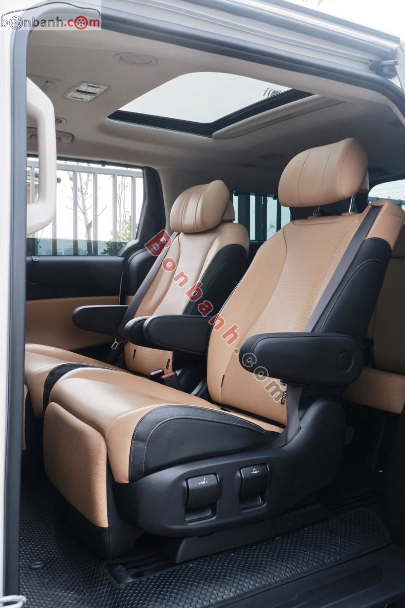 Xe Kia Carnival Signature 3.5G 2021