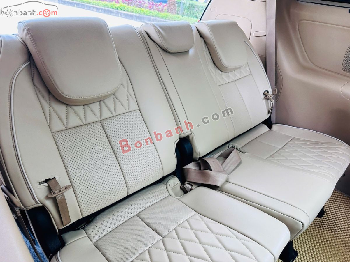 Xe Kia Sedona 2.2L DATH 2018