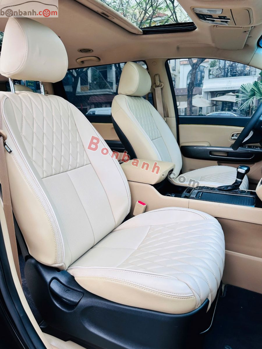 Xe Kia Sedona 2.2L DATH 2018