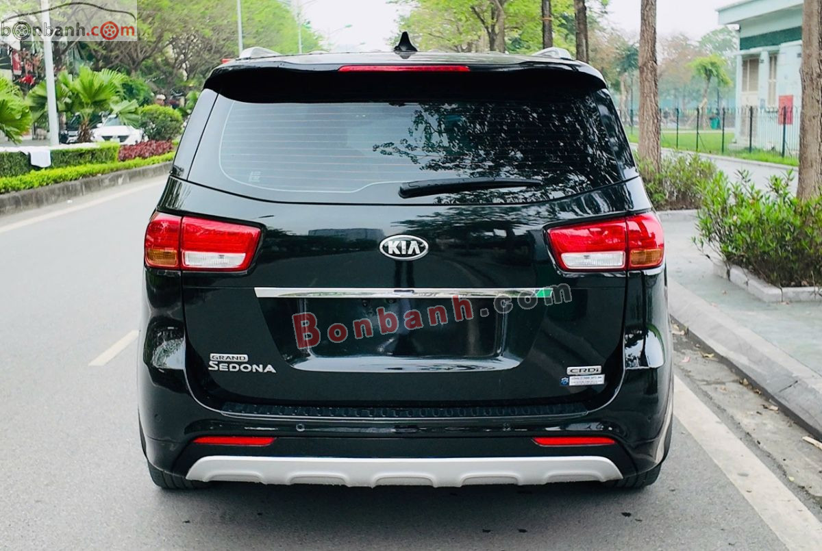 Xe Kia Sedona 2.2L DATH 2018