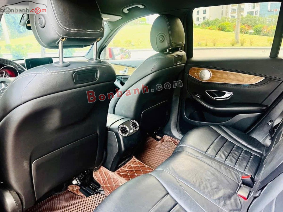 Xe Mercedes Benz GLC 250 4Matic 2016