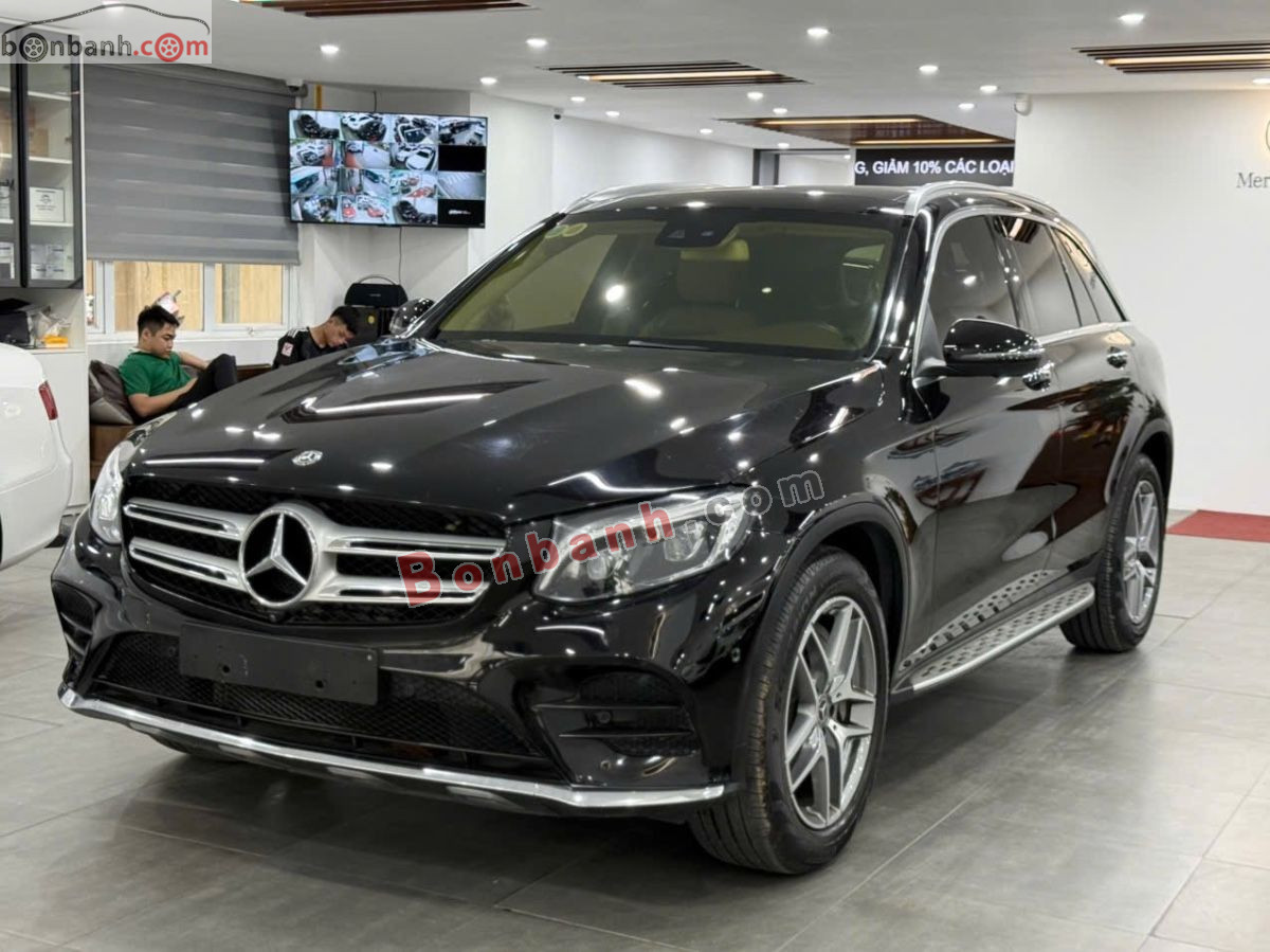 Xe Mercedes Benz GLC 300 4Matic 2018