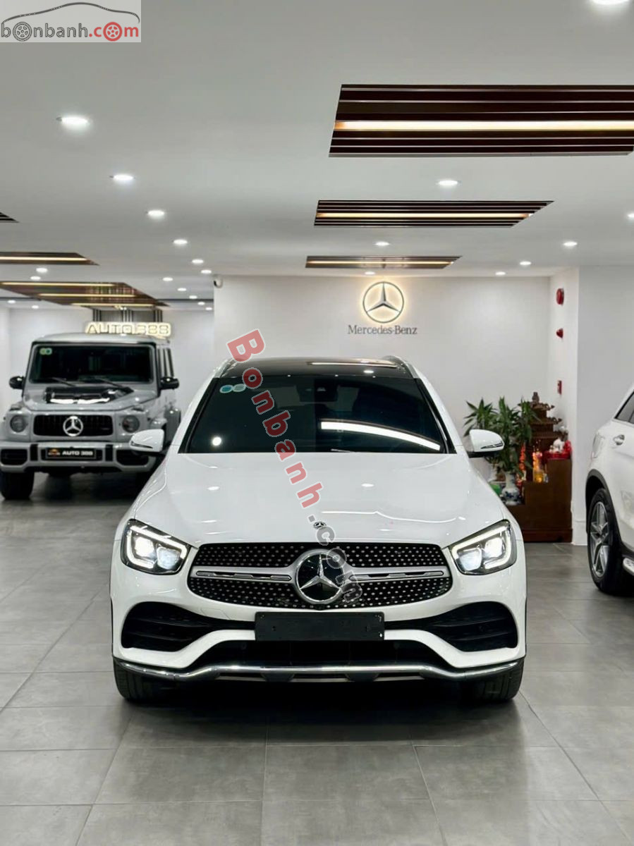 Xe Mercedes Benz GLC 300 4Matic 2020