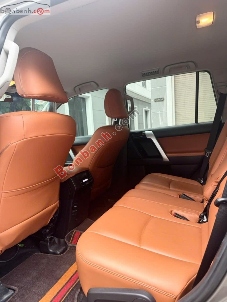 Xe Toyota Prado TXL 2.7L 2015